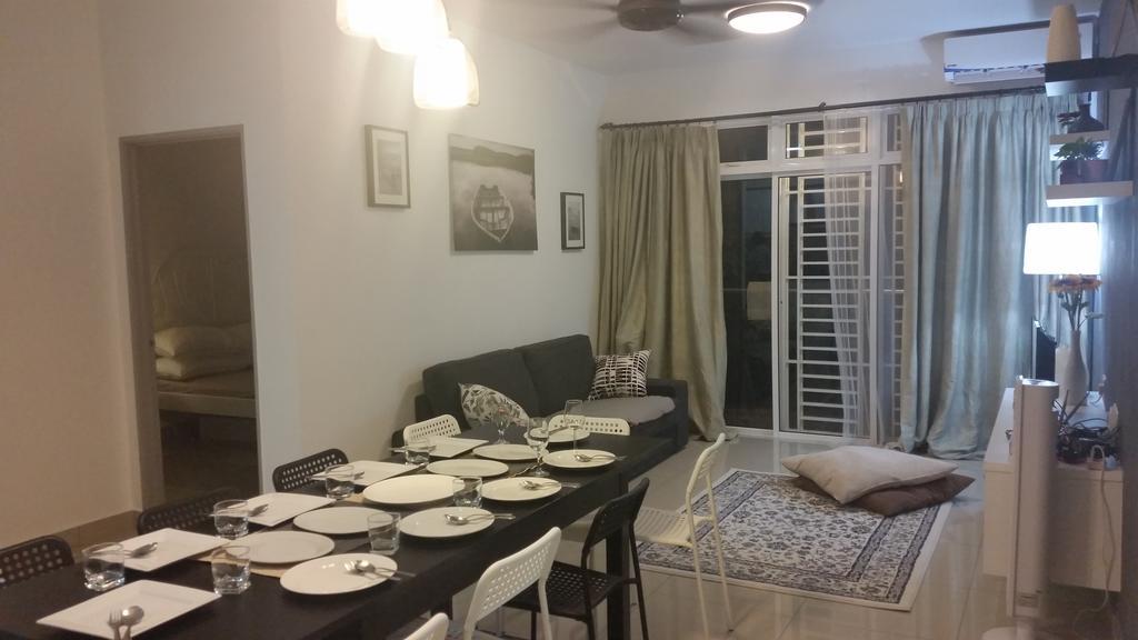 Ferienwohnung Cosy 3R2B Dwiputra Presint 15 Putrajaya Exterior foto