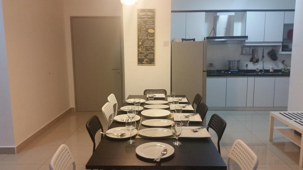 Ferienwohnung Cosy 3R2B Dwiputra Presint 15 Putrajaya Exterior foto